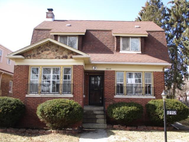 10952 S Church St., Chicago, IL 60643