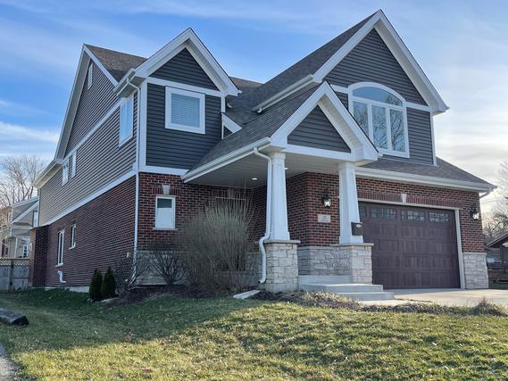 122 Hickory St., New Lenox, IL 60451