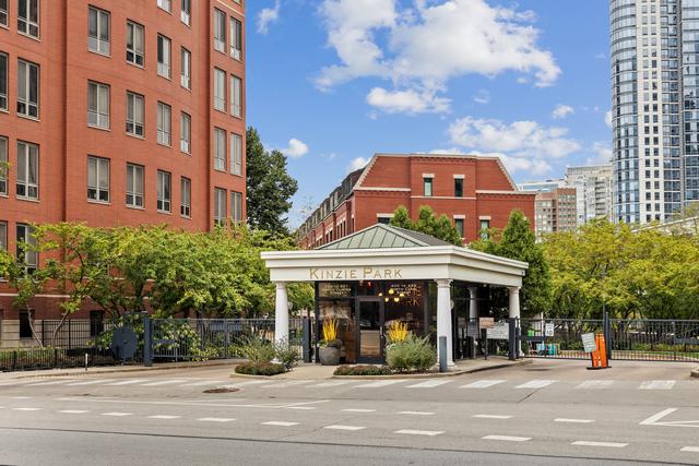 501 N Clinton St. #3002, Chicago, IL 60654