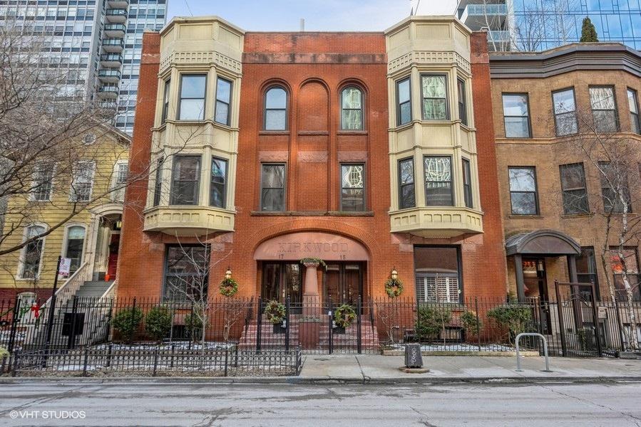 17 E Division St. #1E, Chicago, IL 60610