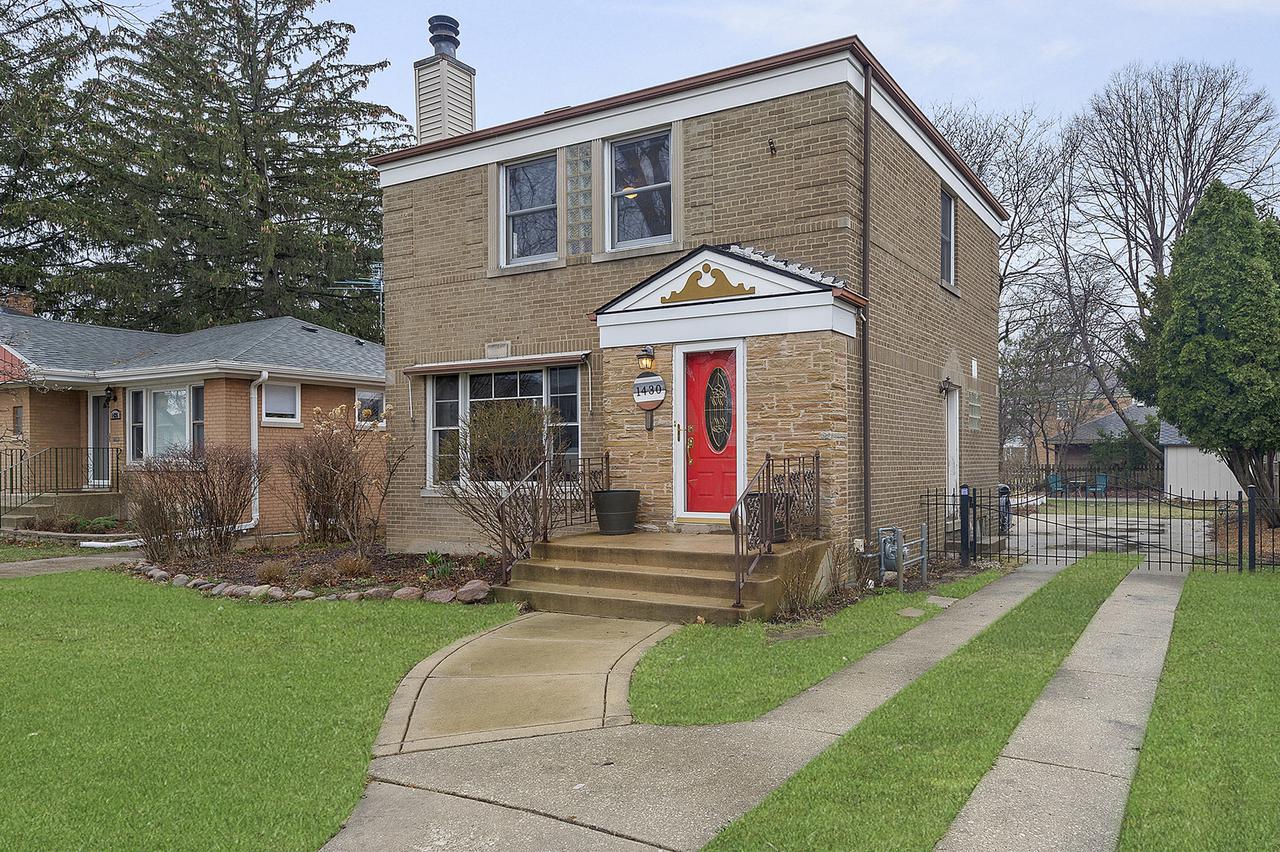 1430 Cleveland Ave., La Grange Park, IL 60526