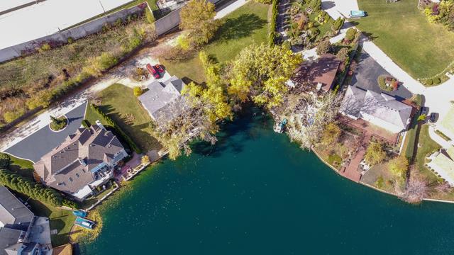 9676 Reding Cir., Des Plaines, IL 60016