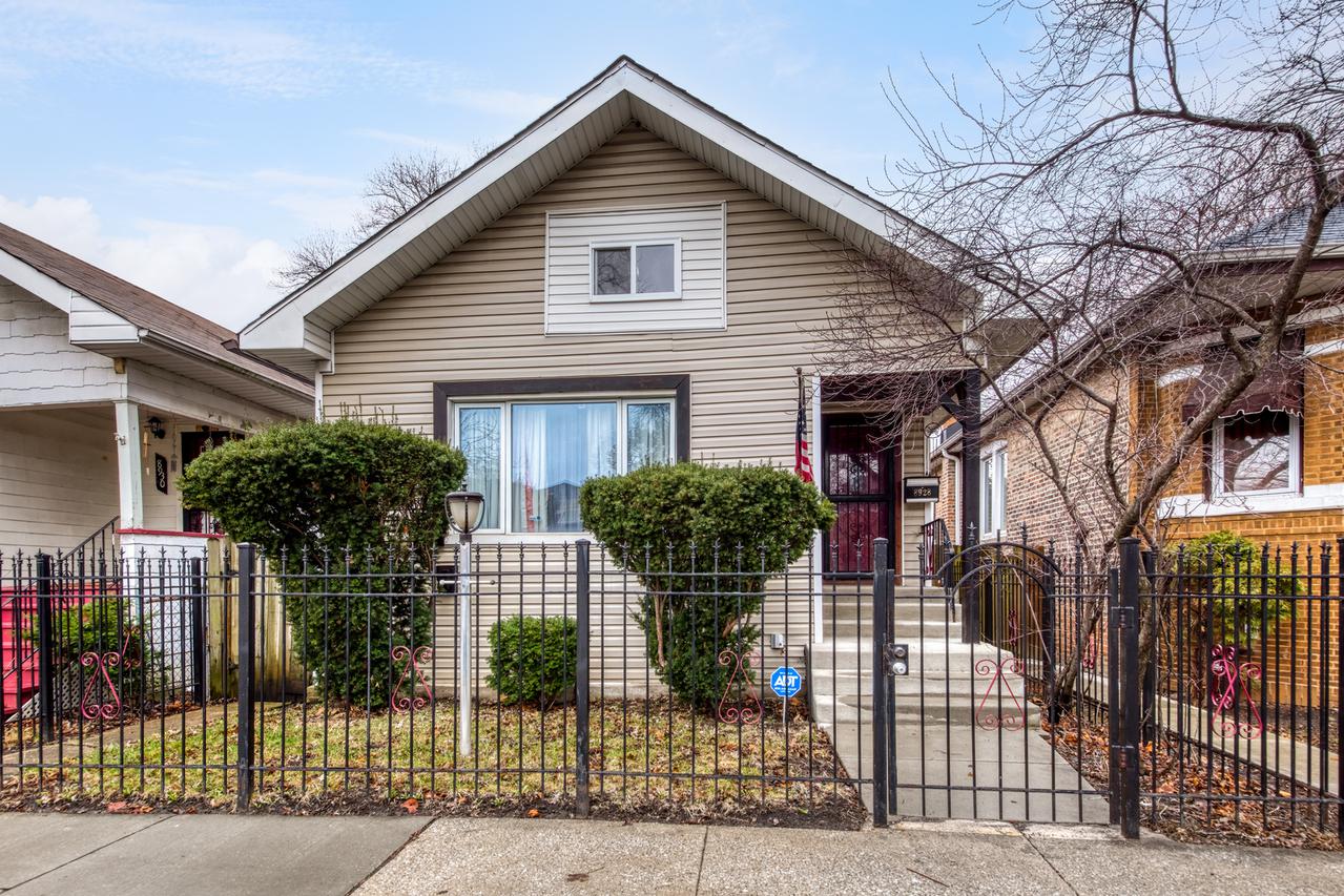8928 S Laflin St., Chicago, IL 60620