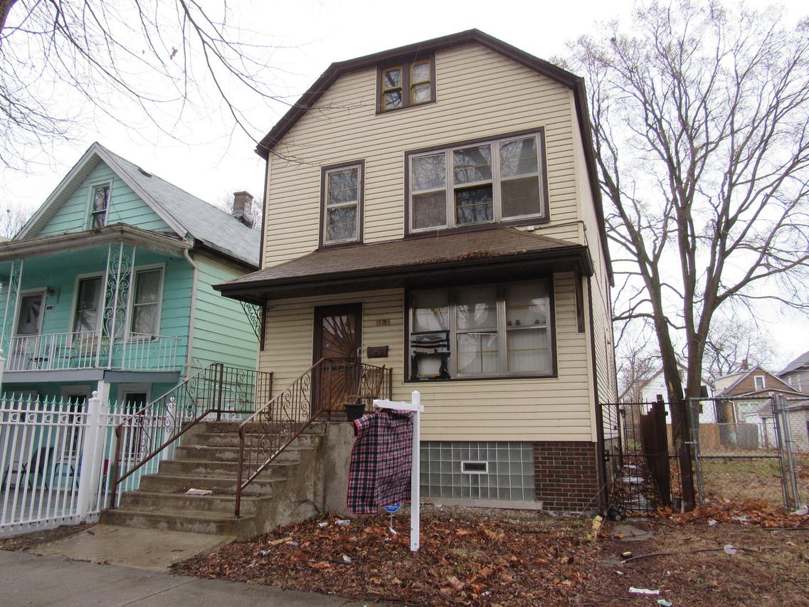 8513 S Muskegon Ave., Chicago, IL 60617
