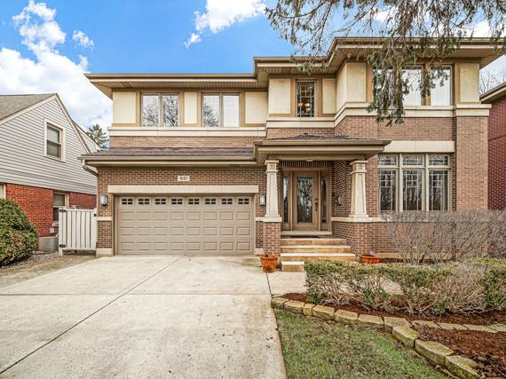 631 N Riverside Dr., Park Ridge, IL 60068