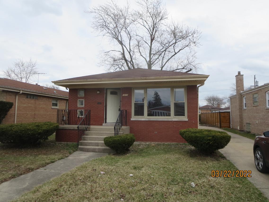 15119 Evers St., Dolton, IL 60419