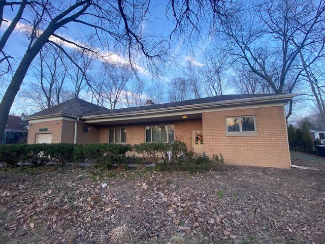 7611 Hamilton Ave., Burr Ridge, IL 60527