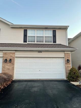 2484 Stoughton Cir., Aurora, IL 60502