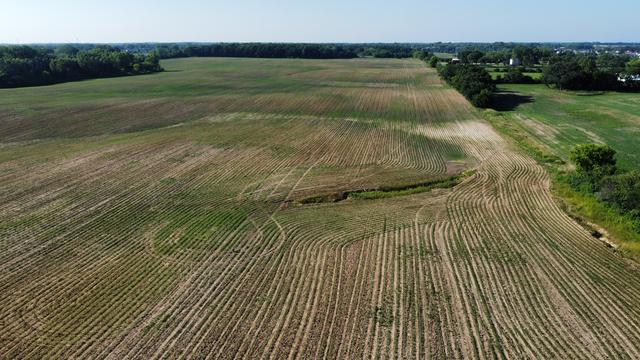 21210 W Grass Lake Rd., Lindenhurst, IL 60046