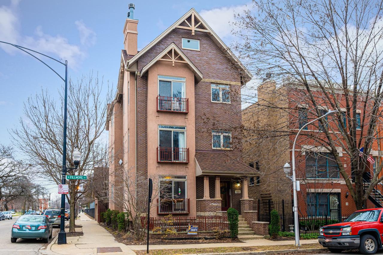1401 W Fillmore St. #2, Chicago, IL 60607