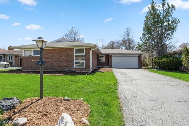 201 E Berkshire Ln., Mount Prospect, IL 60056