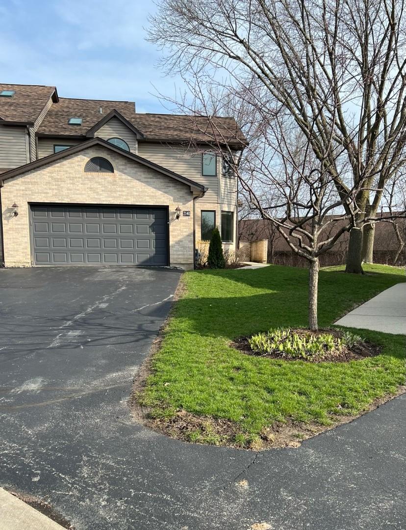 2141 N Juniper Ln., Arlington Heights, IL 60004