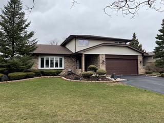 17W116 Fern St., Willowbrook, IL 60527