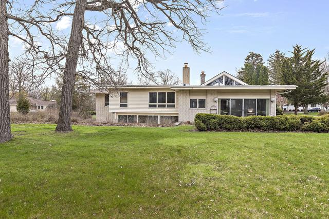 12 Sheffield Ln., Oak Brook, IL 60523