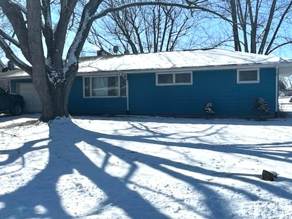 910 S Hugh St., Plano, IL 60545