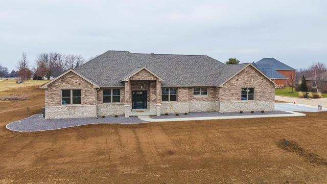 15874 Palmer Way, Bloomington, IL 61705