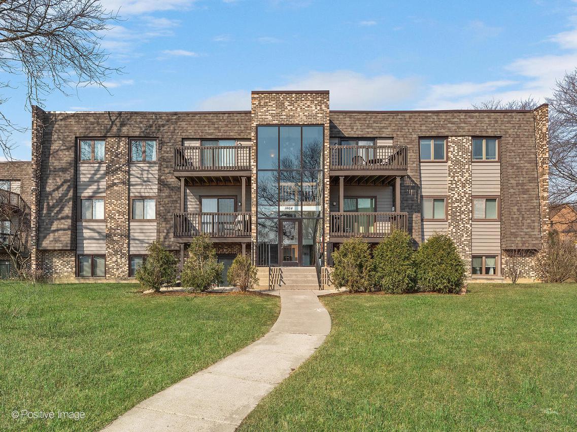 1464 Stonebridge Cir. #E7, Wheaton, IL 60187