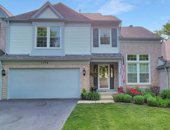 1714 Napoleon Dr., Naperville, IL 60565