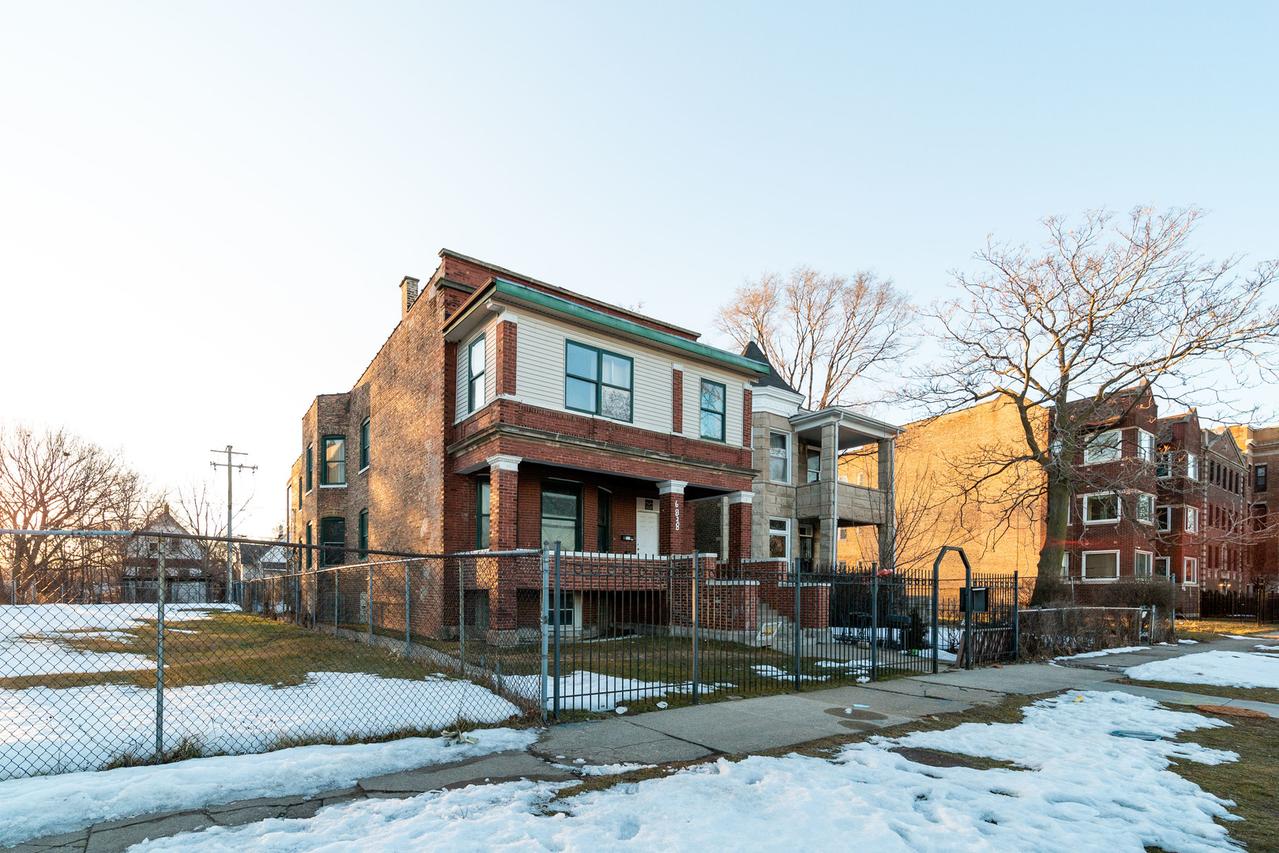 6828 S Normal Blvd., Chicago, IL 60621
