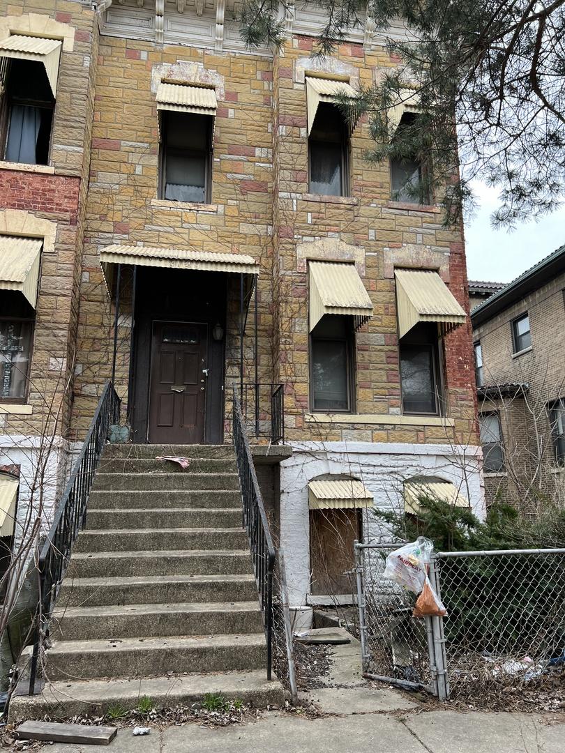 2145 S Millard Ave., Chicago, IL 60623
