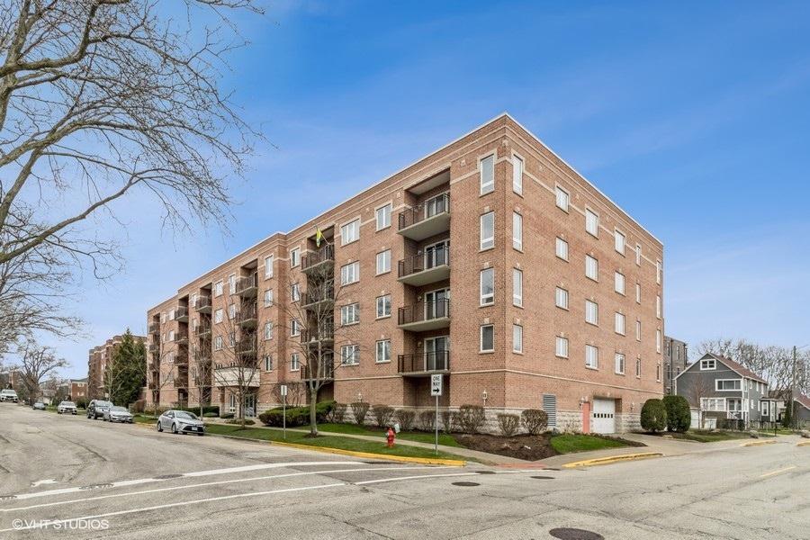 1378 Perry St. #406, Des Plaines, IL 60016