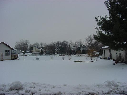 1108 Candlewick Dr., Poplar Grove, IL 61065