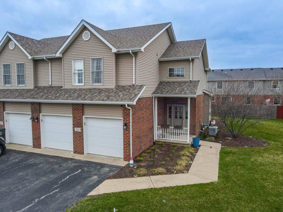 212 Marquette Pl., Manteno, IL 60950