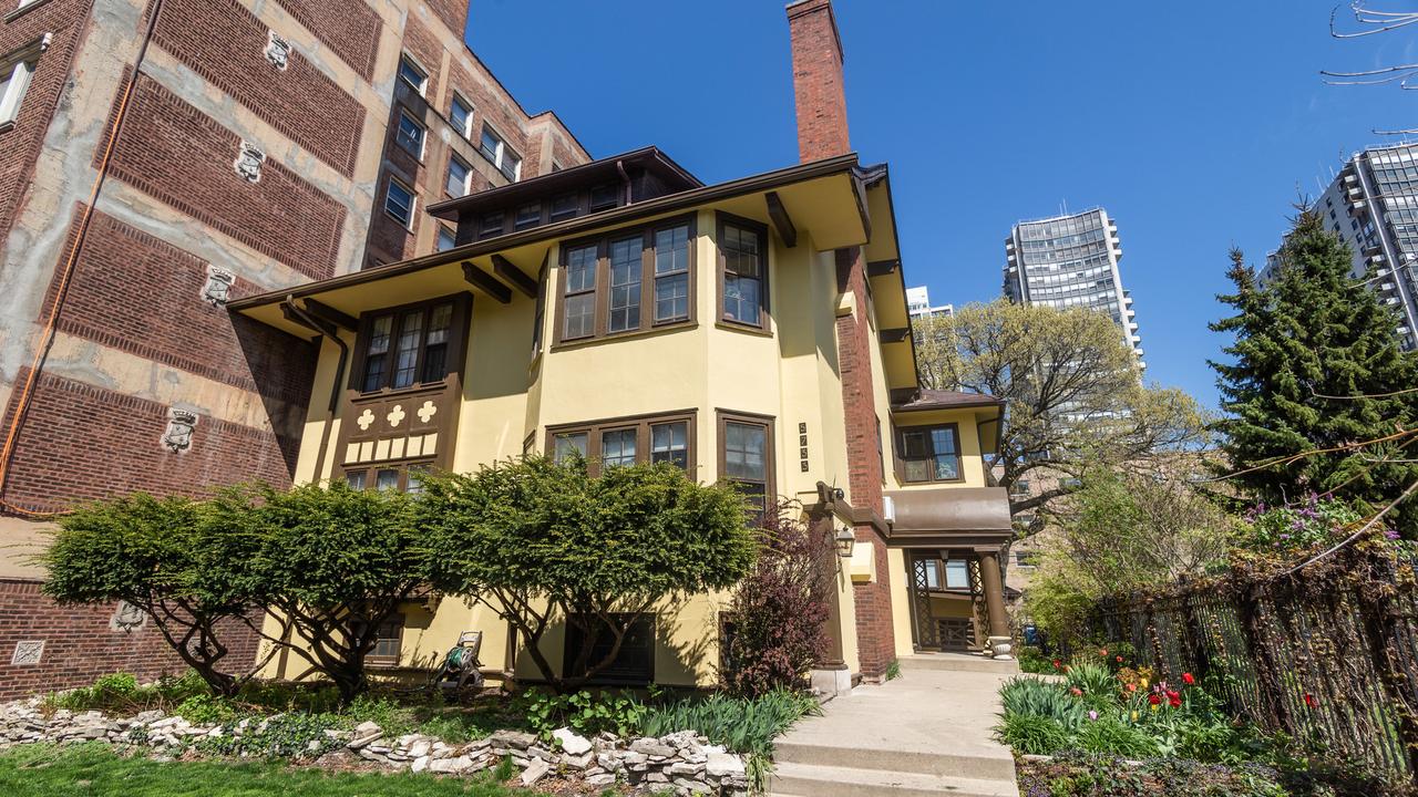 5733 N Kenmore Ave., Chicago, IL 60660