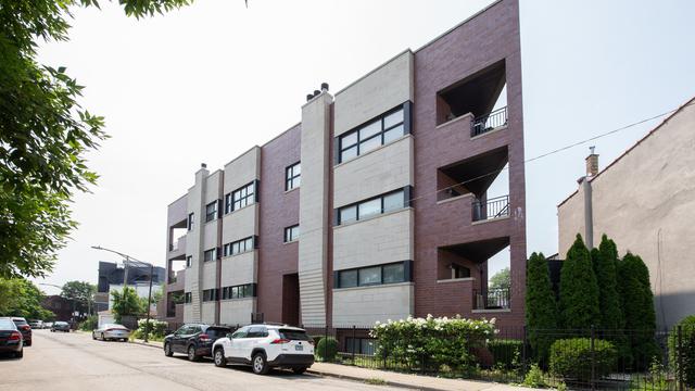 2329 W Altgeld St. #1E, Chicago, IL 60647
