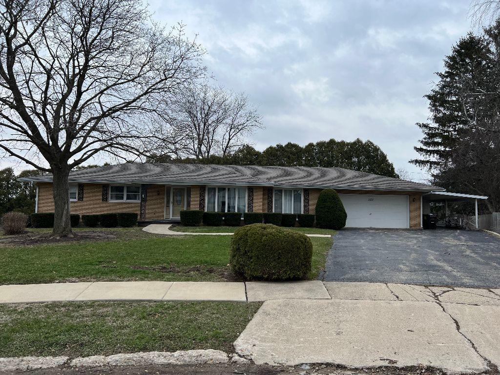1357 Deerfield Ln., Freeport, IL 61032