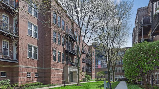 247 W Scott St. #309, Chicago, IL 60610