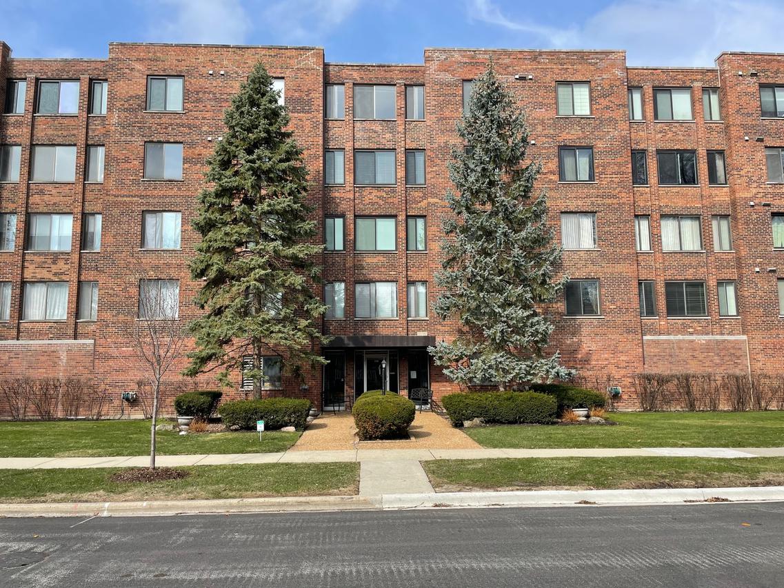 110 S Dunton Ave. #2L, Arlington Heights, IL 60005