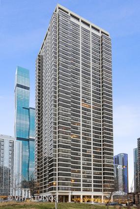 360 E Randolph St. #3407, Chicago, IL 60601