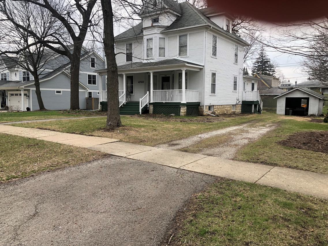 4720 Highland Ave., Downers Grove, IL 60515
