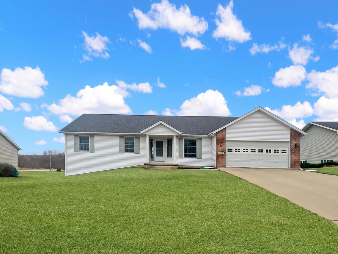1011 Burke Dr., Freeport, IL 61032