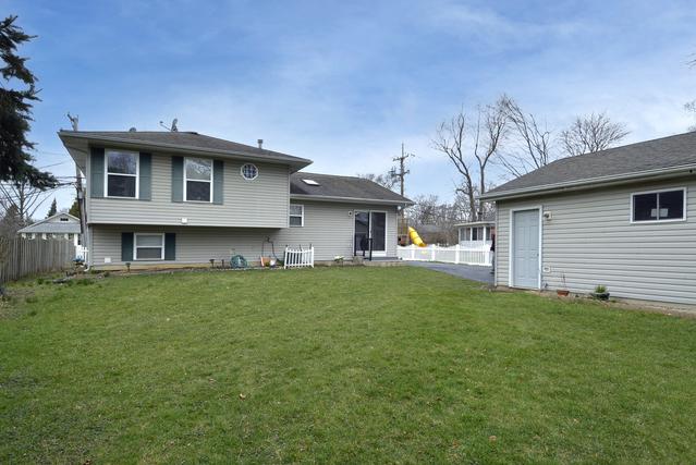415 Barber St., West Chicago, IL 60185