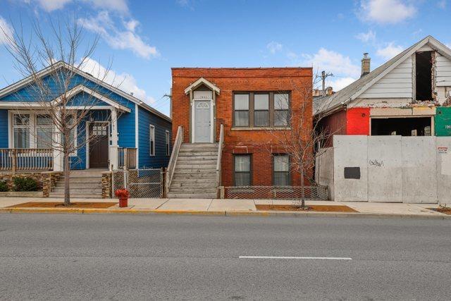 1903 W Fullerton Ave., Chicago, IL 60614
