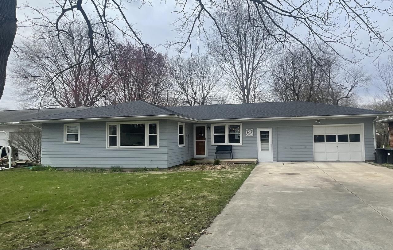 505 N 7th St., St. Joseph, IL 61873