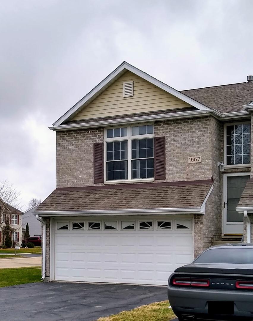 1557 Stonefield Dr., Dekalb, IL 60115