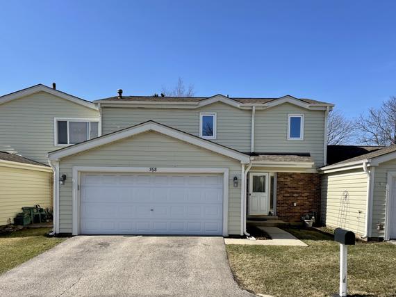 768 Buckingham Ct., Hoffman Estates, IL 60169