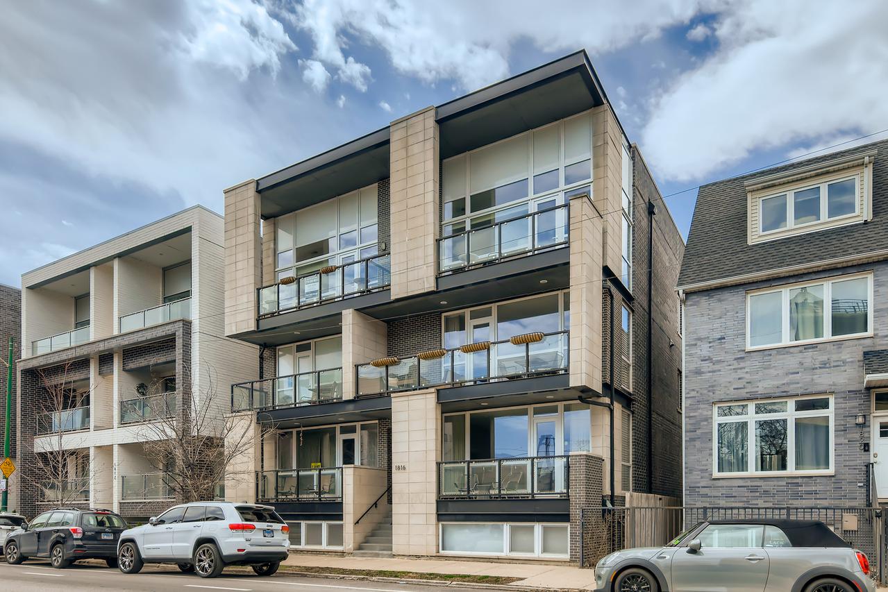 1816 N California Ave. #2N, Chicago, IL 60647