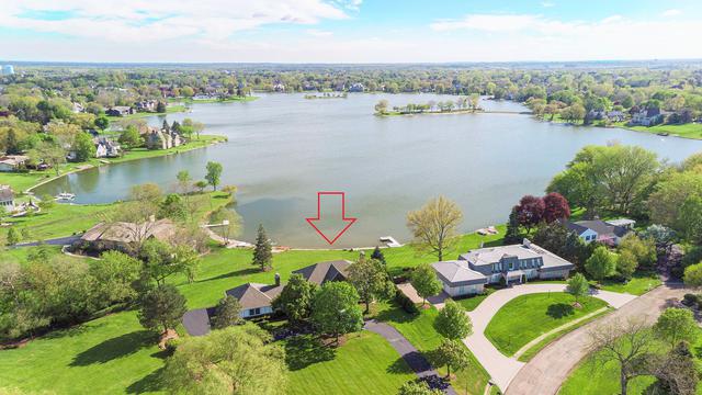 7 Back Bay Dr., South Barrington, IL 60010