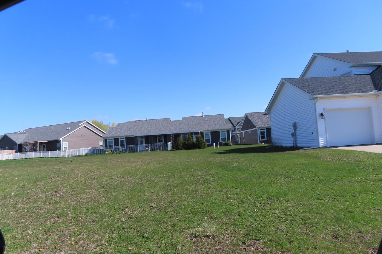 3026 E Stone Creek Blvd., Urbana, IL 61802
