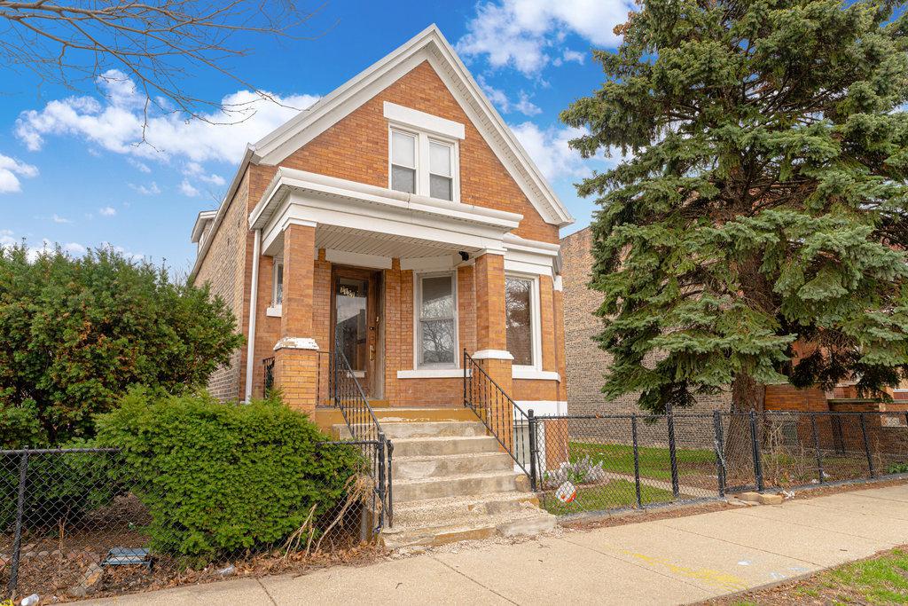 7127 S Saint Lawrence Ave., Chicago, IL 60619