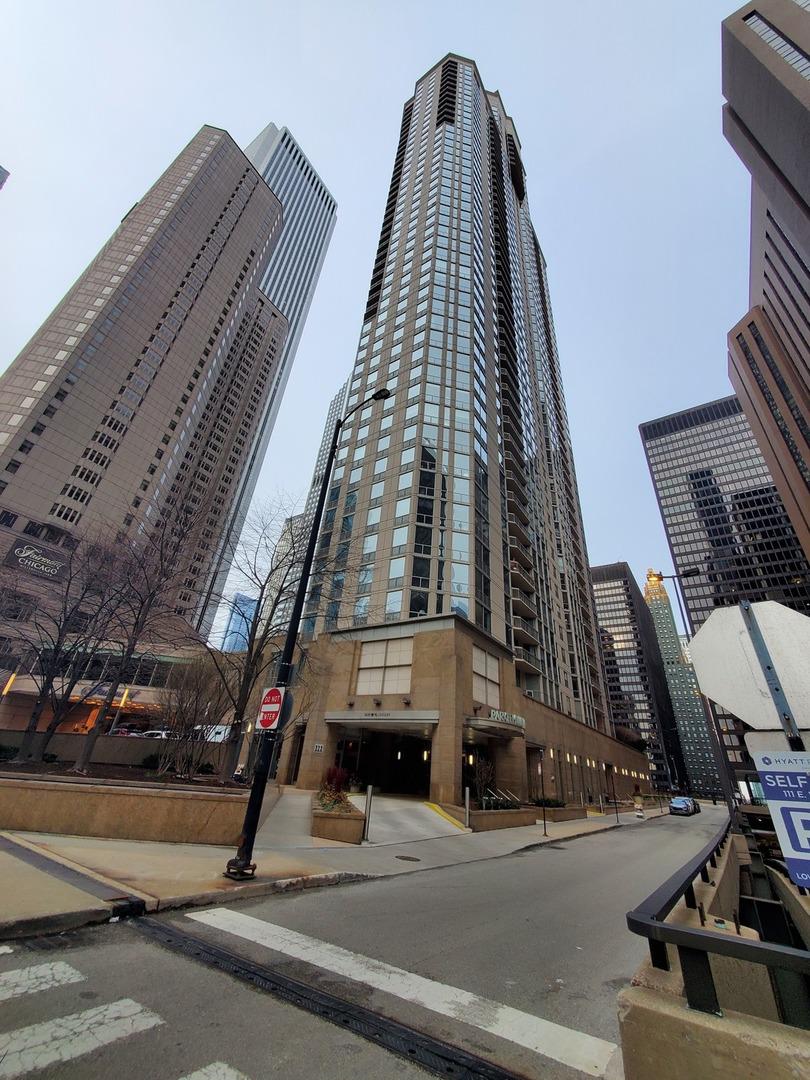 222 N Columbus Dr. #1210, Chicago, IL 60601