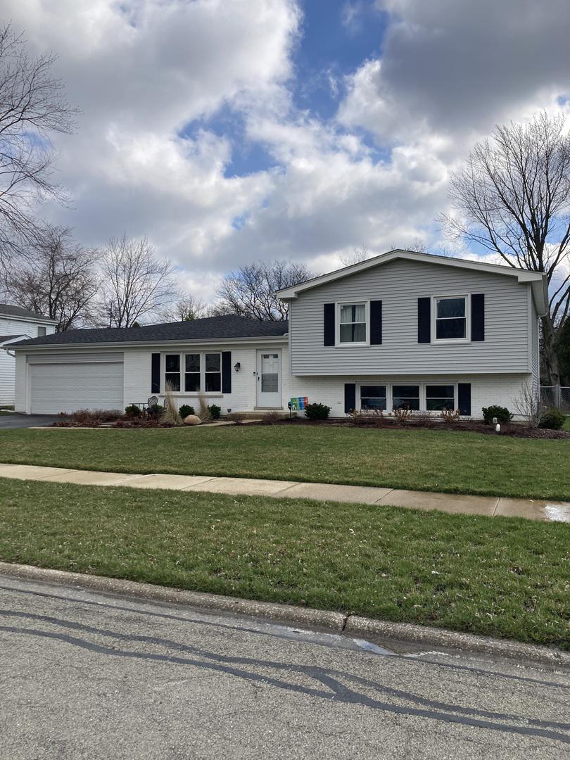 4031 Roslyn Rd., Downers Grove, IL 60515