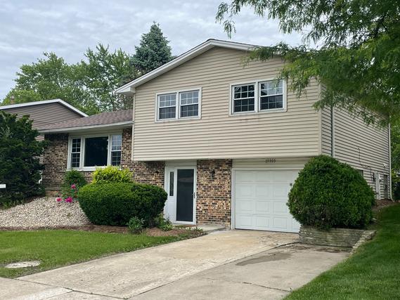 19905 Orchard Ave., Lynwood, IL 60411