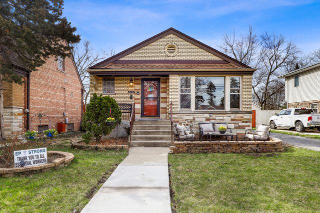 3231 W 97th St., Evergreen Park, IL 60805