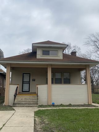 14917 Main St., Harvey, IL 60426