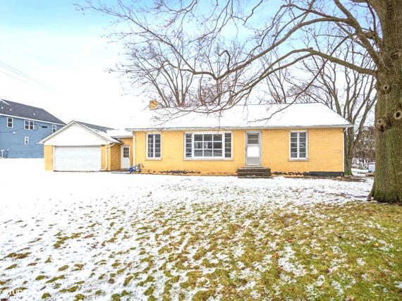 4N135 Lombard Rd., Addison, IL 60101